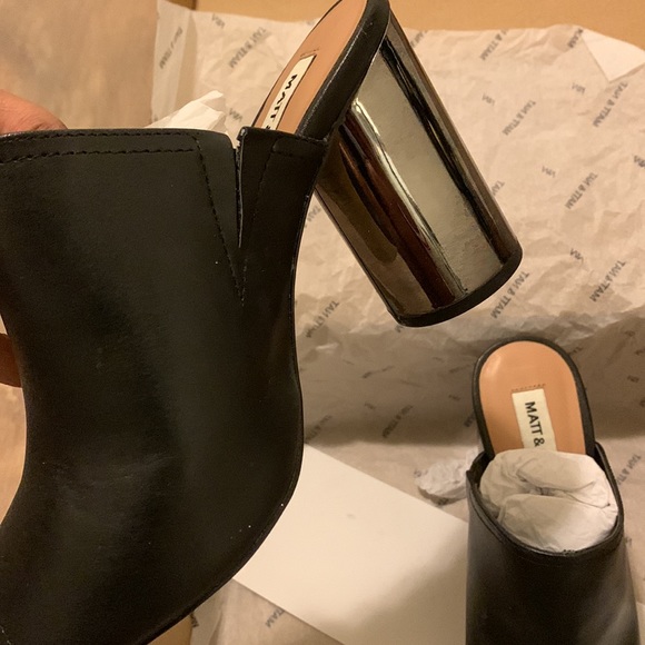 Matt & Nat BRAND NEW PARTY HEELS - Picture 2 of 3